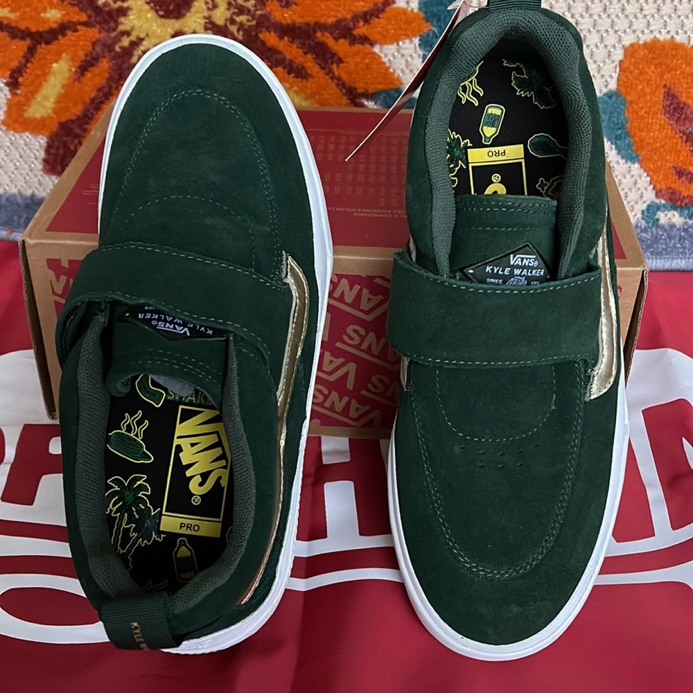 Vans Kyle Pro 2
(Shake Junt) Forest/Gold
VNOA4UW30WC
Men’s sneakers - Picture 13 of 16